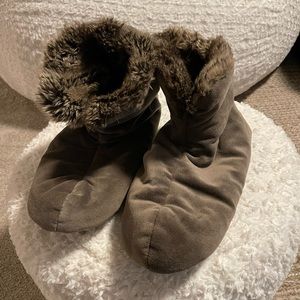 Faux fur slippers/socks
